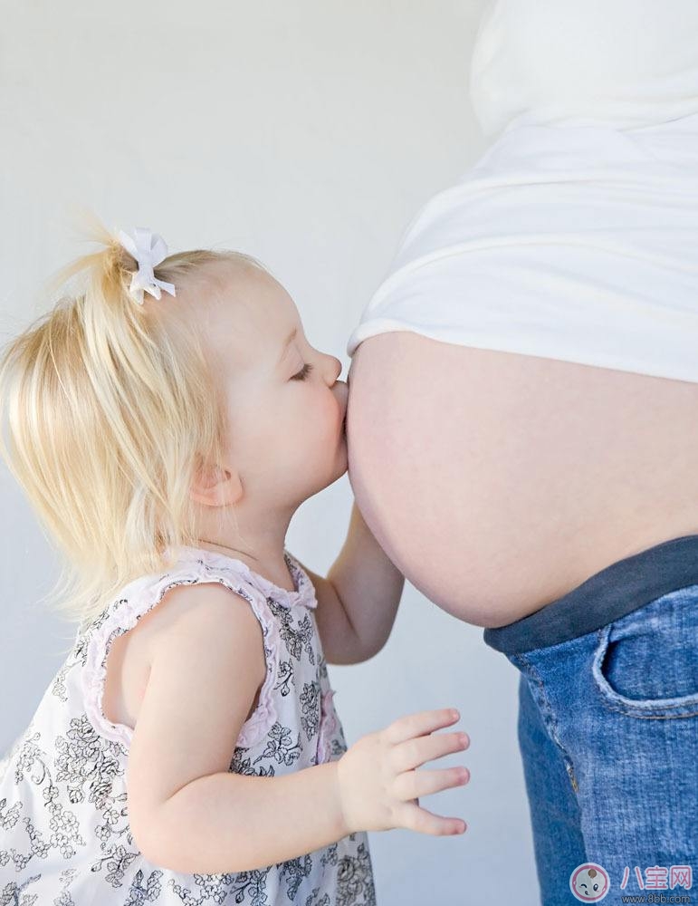 職場(chǎng)女性懷孕怎么辦?如何工作保證胎兒健康 職場(chǎng)女性懷孕怎么辦?如何工作保證胎兒健康