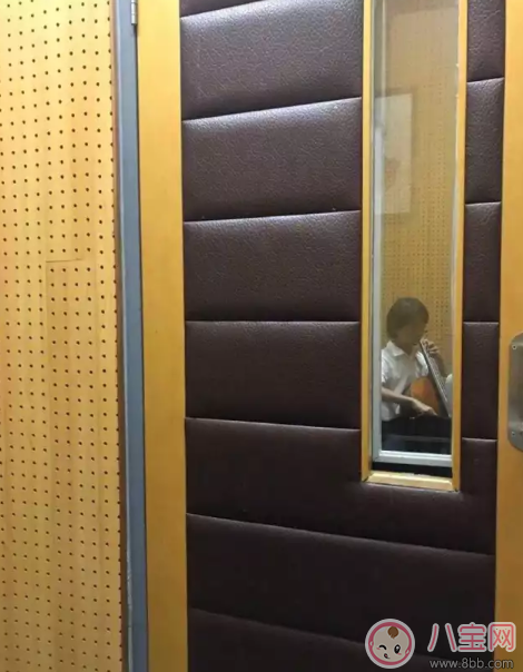 海清與兒子勝似好哥們 如何拉近與孩子的距離 海清與兒子勝似好哥們 如何拉近與孩子的距離