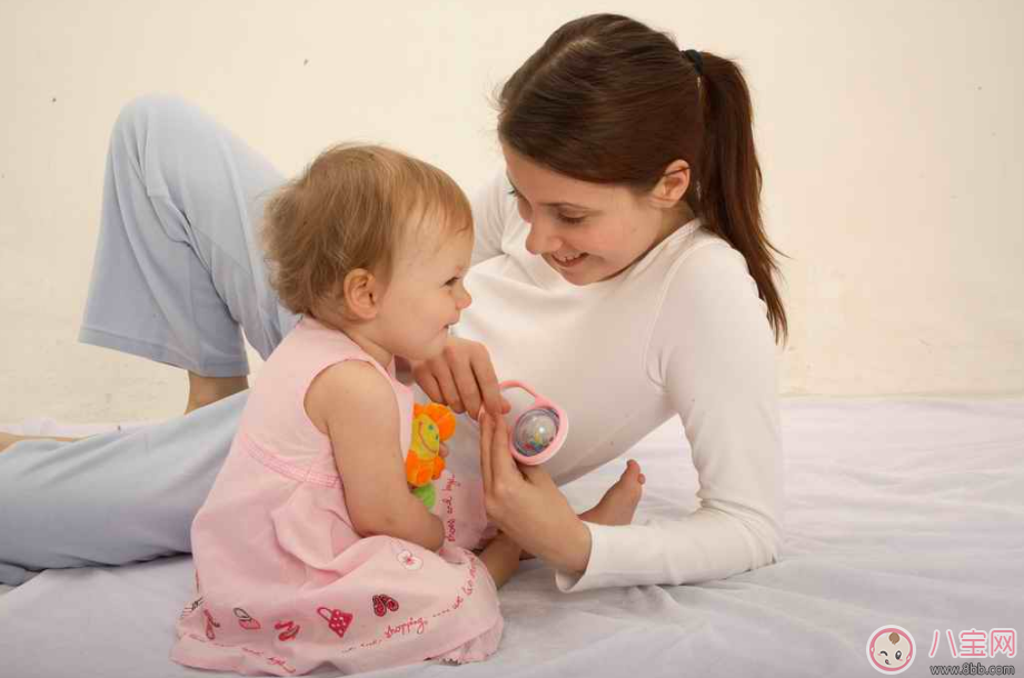 生孩子后有必要辭職嗎 全職媽媽和職場媽媽究竟選哪個(gè)好 生孩子后有必要辭職嗎 全職媽媽和職場媽媽究竟選哪個(gè)好