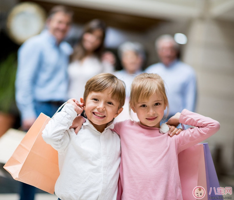 寶寶要買(mǎi)買(mǎi)買(mǎi)家長(zhǎng)應(yīng)該怎么辦?如何建議孩子的正確消費(fèi)觀 寶寶要買(mǎi)買(mǎi)買(mǎi)家長(zhǎng)應(yīng)該怎么辦?如何建議孩子的正確消費(fèi)觀