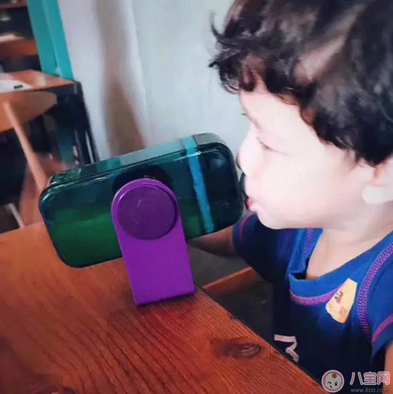 加拿大Asobu兒童吸管杯容易摔壞嗎？寶寶用怎么樣？