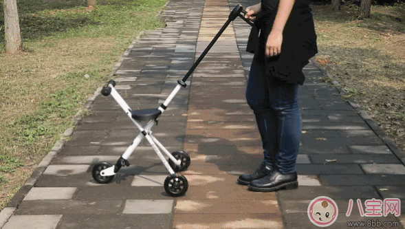 米高手推三輪車(chē)推寶寶出行輕松嗎 米高手推三輪車(chē)性?xún)r(jià)比怎么樣