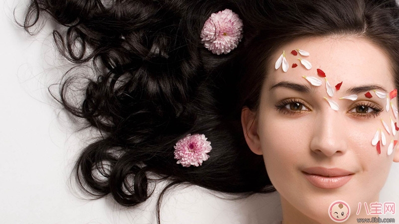 產后上班如何告別菜色臉 寶媽美白保養怎么做