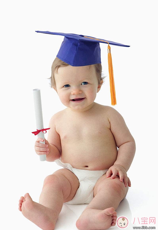 大頭寶寶比較聰明嗎 什么樣的寶寶才聰明