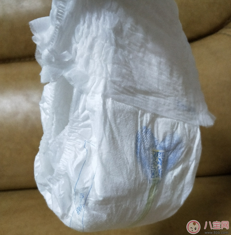 一朵和尤妮佳好奇紙尿褲比較哪個(gè)好 一朵天下紙尿褲怎么樣