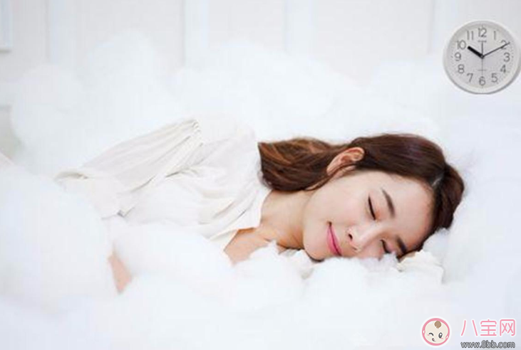 懷孕后幾點(diǎn)睡覺好 懷孕后孕婦幾點(diǎn)睡覺合適