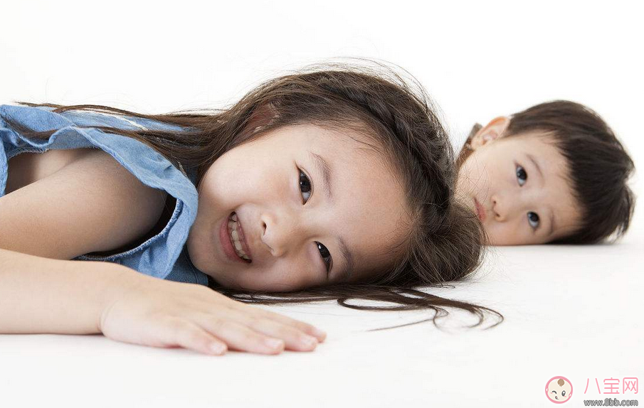 男孩子和女孩有培養有哪些不同 男寶寶女寶寶生理差異有哪些。