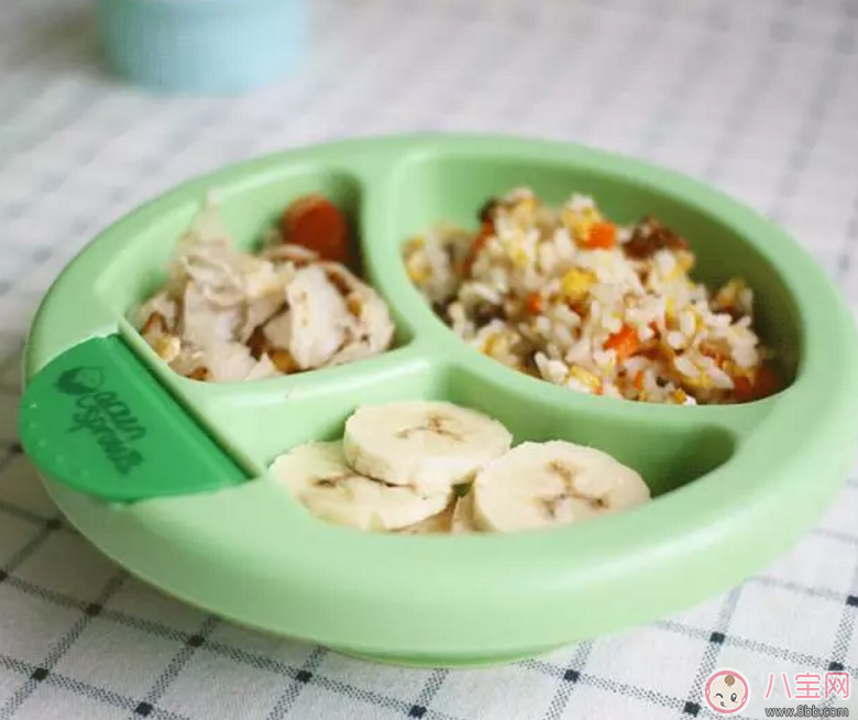 張梓琳女兒同款吸盤碗好不好 美國GreenSprouts(小綠芽）保溫吸盤碗測評