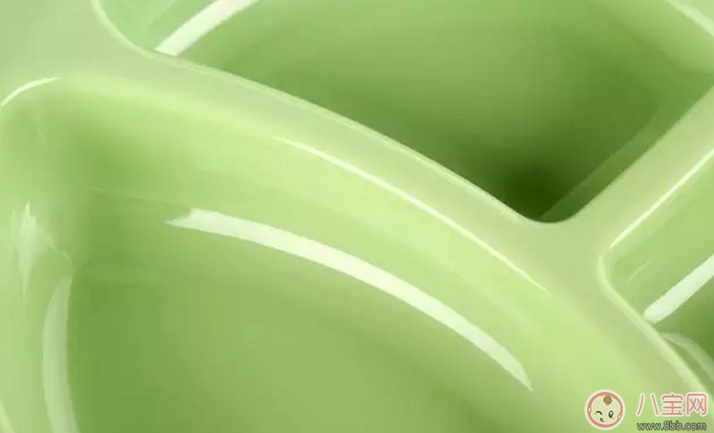 張梓琳女兒同款吸盤碗好不好 美國GreenSprouts(小綠芽）保溫吸盤碗測評