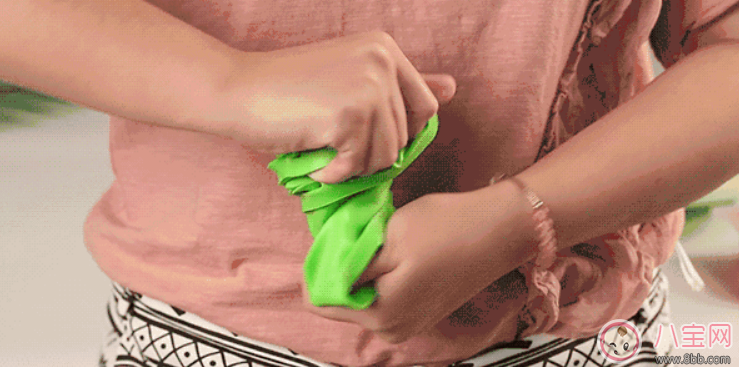 美國GreenSprouts小綠芽硅膠輔食格材質怎么樣 裝輔食脫模方便嗎 美國GreenSprouts小綠芽硅膠輔食格材質怎么樣 裝輔食脫模方便嗎