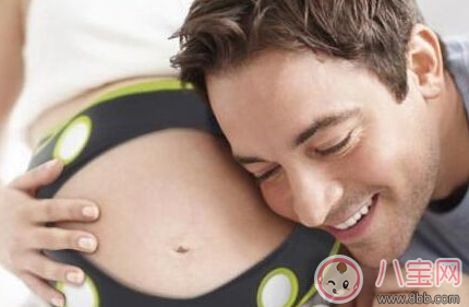 準爸爸跟肚子里寶寶對話方式 準爸爸胎教語錄大全2017