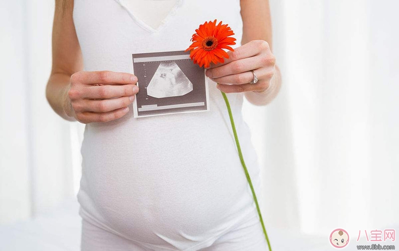 孕期牙齦出血會導(dǎo)致流產(chǎn)嗎 孕期如何正確的護理牙齒