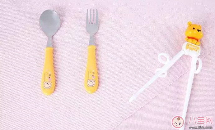 什么學習筷適合寶寶用 迪士尼米奇/維尼寶寶不銹鋼學習筷怎么樣 什么學習筷適合寶寶用 迪士尼米奇/維尼寶寶不銹鋼學習筷怎么樣