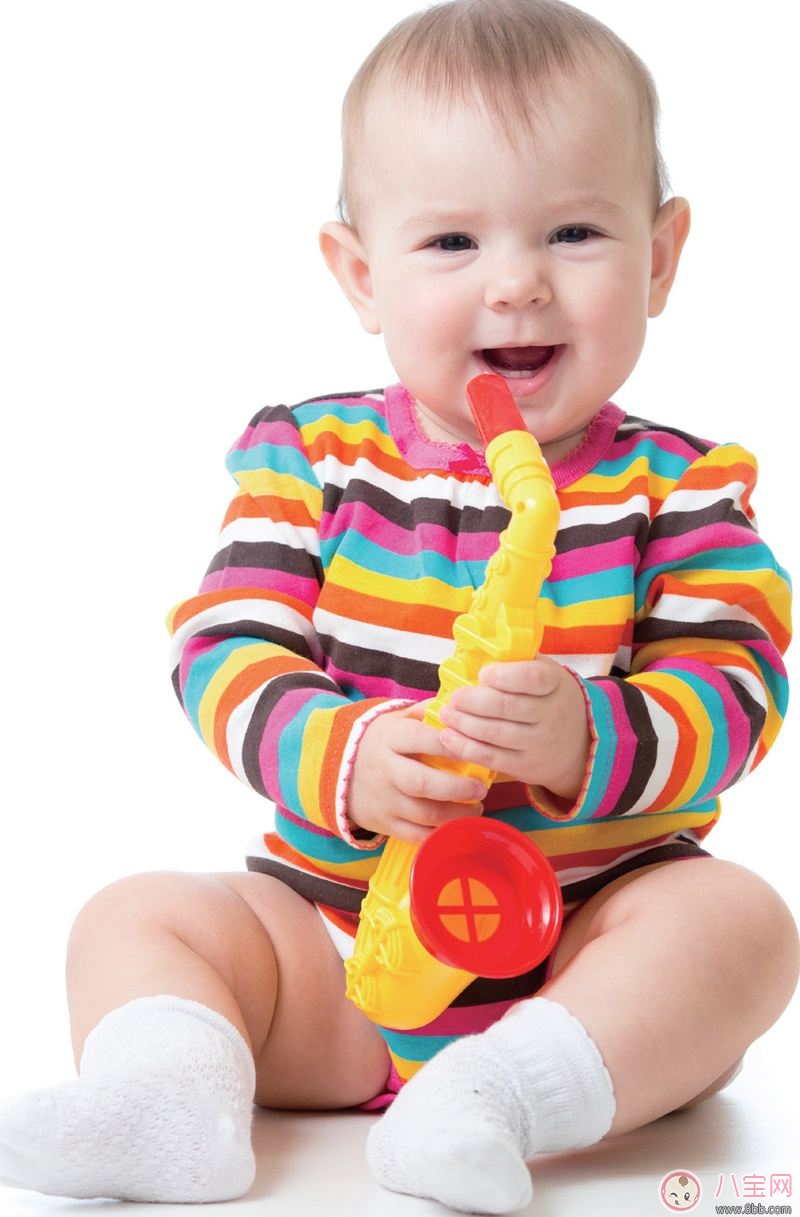 寶寶愛咬東西怎么辦 寶寶口腔期如何保證安全