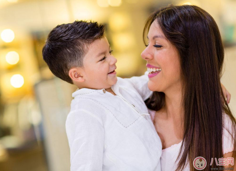 什么樣的媽媽可以帶出優秀的孩子 媽媽怎么在孩子面前做表率