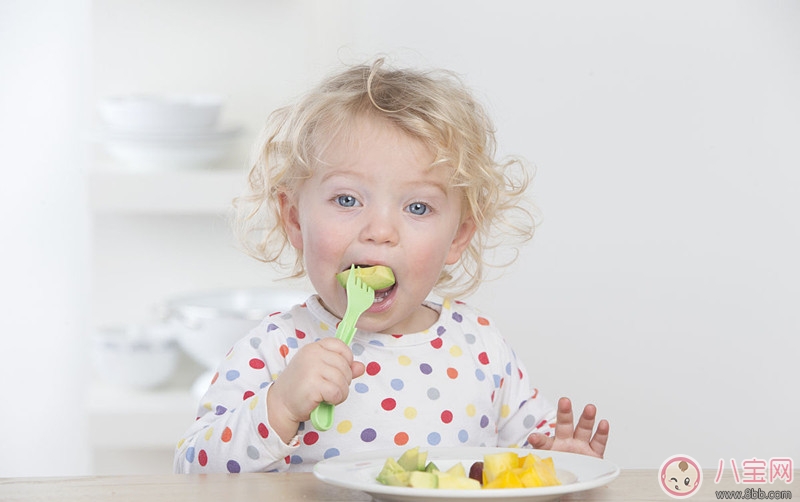 兒童吃水果會性早熟嗎 如何正確的選購寶寶吃的水果 兒童吃水果會性早熟嗎 如何正確的選購寶寶吃的水果