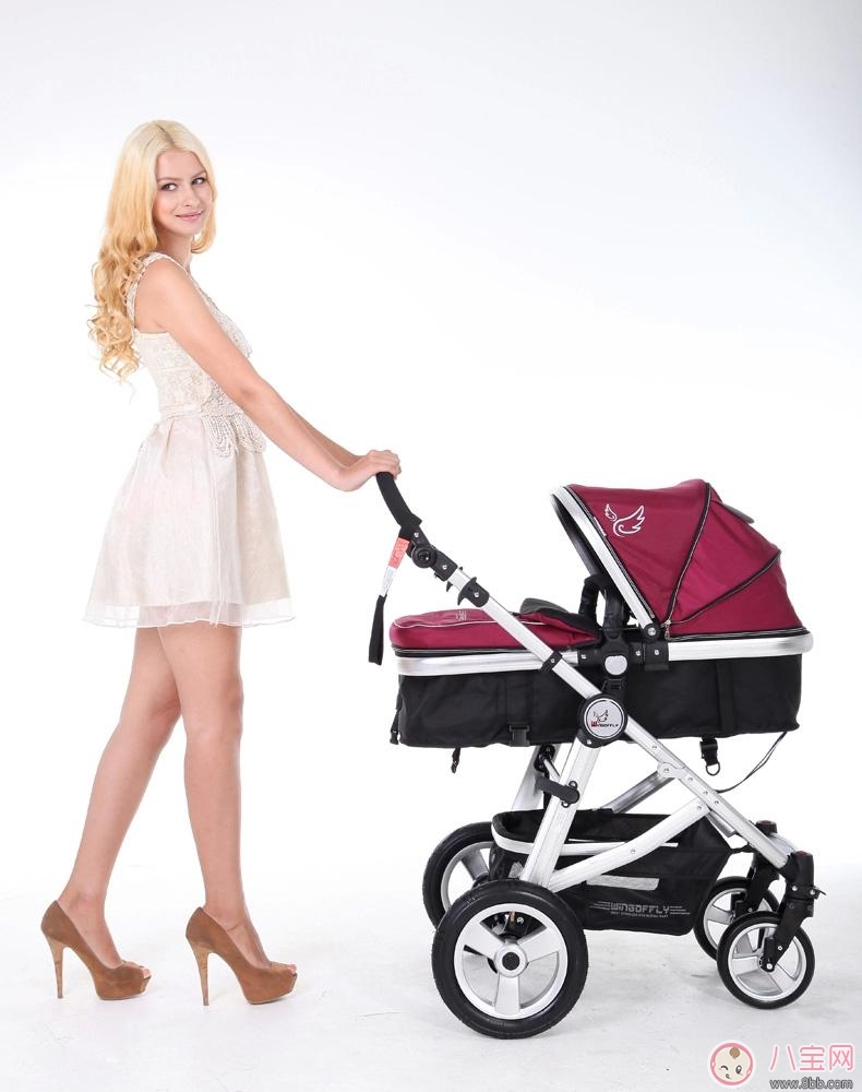 如何選購嬰兒車 寶寶長大了嬰兒車還能做什么