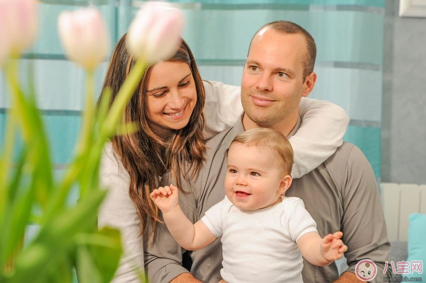 中秋節(jié)聚餐孩子不懂禮貌怎么辦 如何教孩子懂禮貌