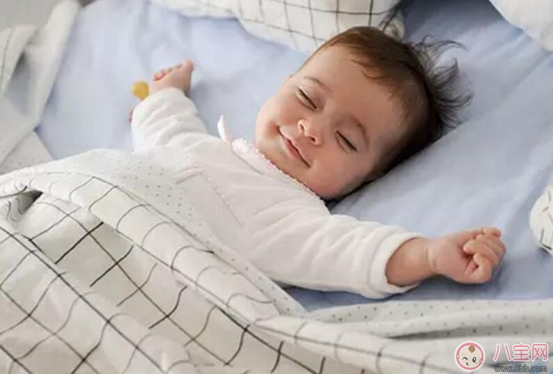 寶寶白天睡覺拉不拉窗簾 寶貝不肯上床睡覺的原因有哪些