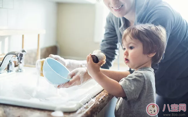 孩子依賴性很強怎么辦 怎么培養孩子獨立的個性