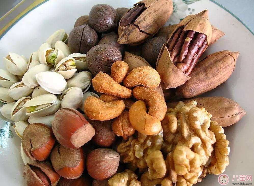 產(chǎn)后需要哪些營養(yǎng)素 產(chǎn)后如何做恢復(fù)體力