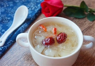 上火了可以吃銀耳嗎 孩子上火了之后怎么吃比較好