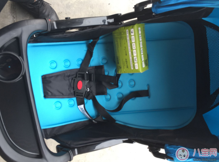 阿迪樂傘車怎么樣實用嗎 阿迪樂嬰兒車嬰兒傘車測評