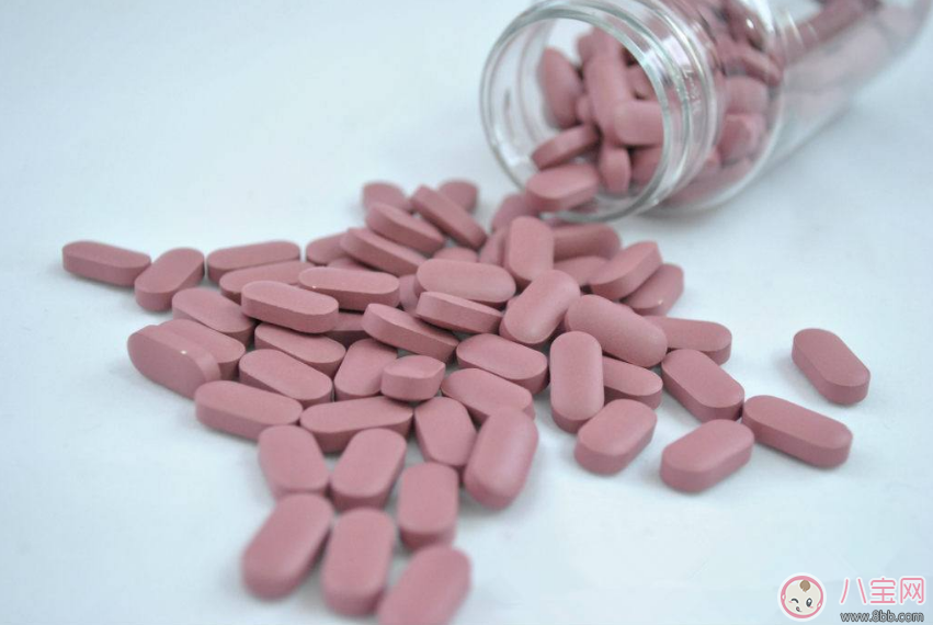 葉酸和維生素能一起吃嗎 葉酸和維生素留哪個(gè)好