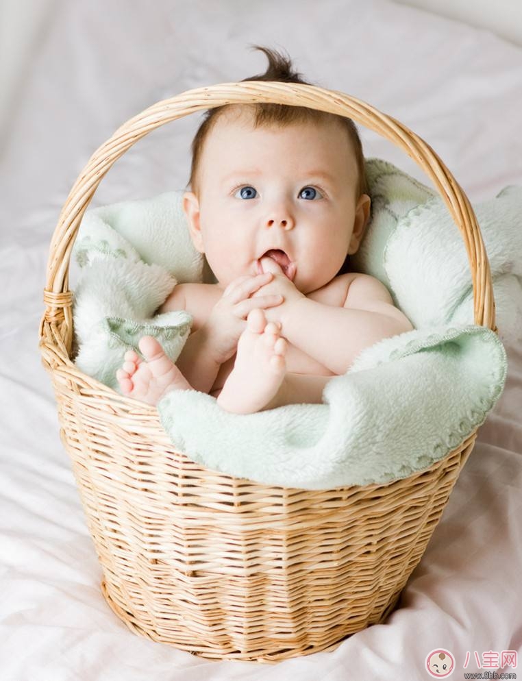 為什么秋季嬰兒容易鼻塞 市面上的通鼻產品靠譜嗎