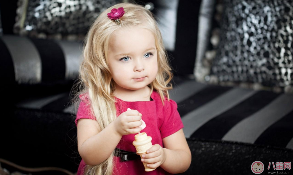 女寶寶私處怎么洗 正常女寶寶的私處是什么樣的