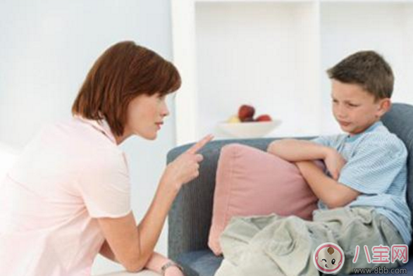 寶寶發(fā)脾氣咬自己怎么回事 寶寶在家和在外面脾氣差距大是什么原因 寶寶發(fā)脾氣咬自己怎么回事 寶寶在家和在外面脾氣差距大是什么原因