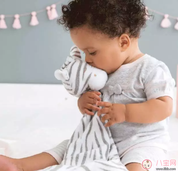 哪款安撫巾適合寶寶抓握 貝小七同款美國Angel Dear安撫巾怎么樣