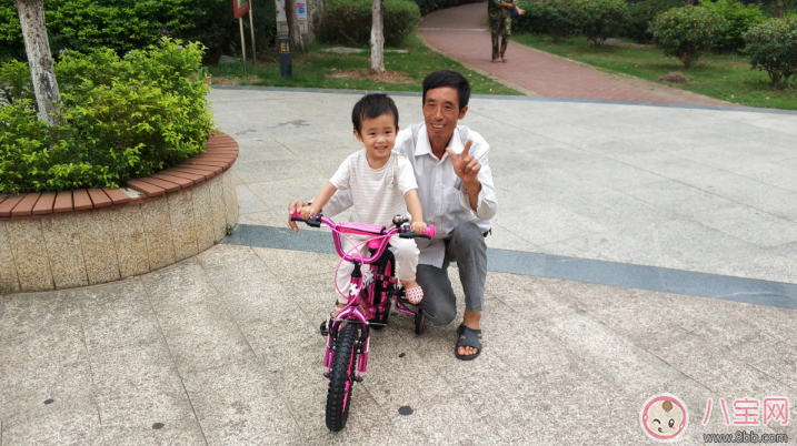 兒童自行車品牌推薦 哈騎士兒童自行車怎么樣安全嗎 兒童自行車品牌推薦 哈騎士兒童自行車怎么樣安全嗎