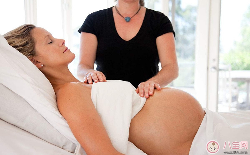 孕婦睡前如何按摩 乳房按摩有助孕婦分娩嗎