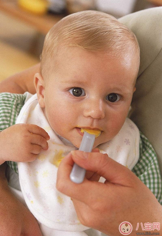 秋季嬰兒如何斷奶 秋季小兒斷奶后應該吃什么 秋季嬰兒如何斷奶 秋季小兒斷奶后應該吃什么