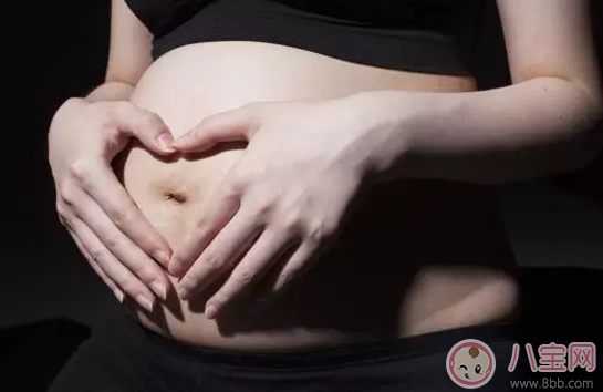 吃了避孕藥后發現自己懷孕了怎么辦 服用緊急避孕藥后的孩子會畸形嗎