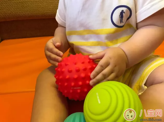 infantino手抓球孩子玩好不好 infantino手抓球試用測評 infantino手抓球孩子玩好不好 infantino手抓球試用測評