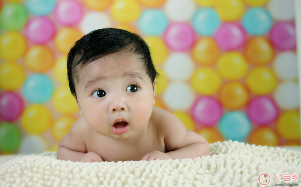 孩子三歲多說話不清楚是怎么回事 孩子說話結巴怎么辦