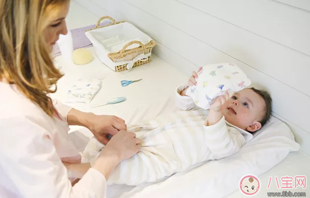 如何照顧新生嬰兒 新生寶寶怎么帶比較好