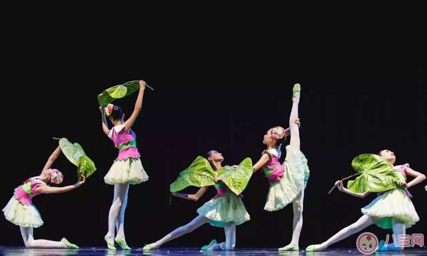 孩子多大學跳舞比較好 孩子從小學什么舞好看 孩子多大學跳舞比較好 孩子從小學什么舞好看