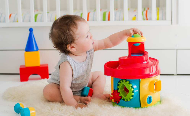 寶寶2歲半入園和3歲入園有什么區別 寶寶上幼兒園越早越好嗎 寶寶2歲半入園和3歲入園有什么區別 寶寶上幼兒園越早越好嗎