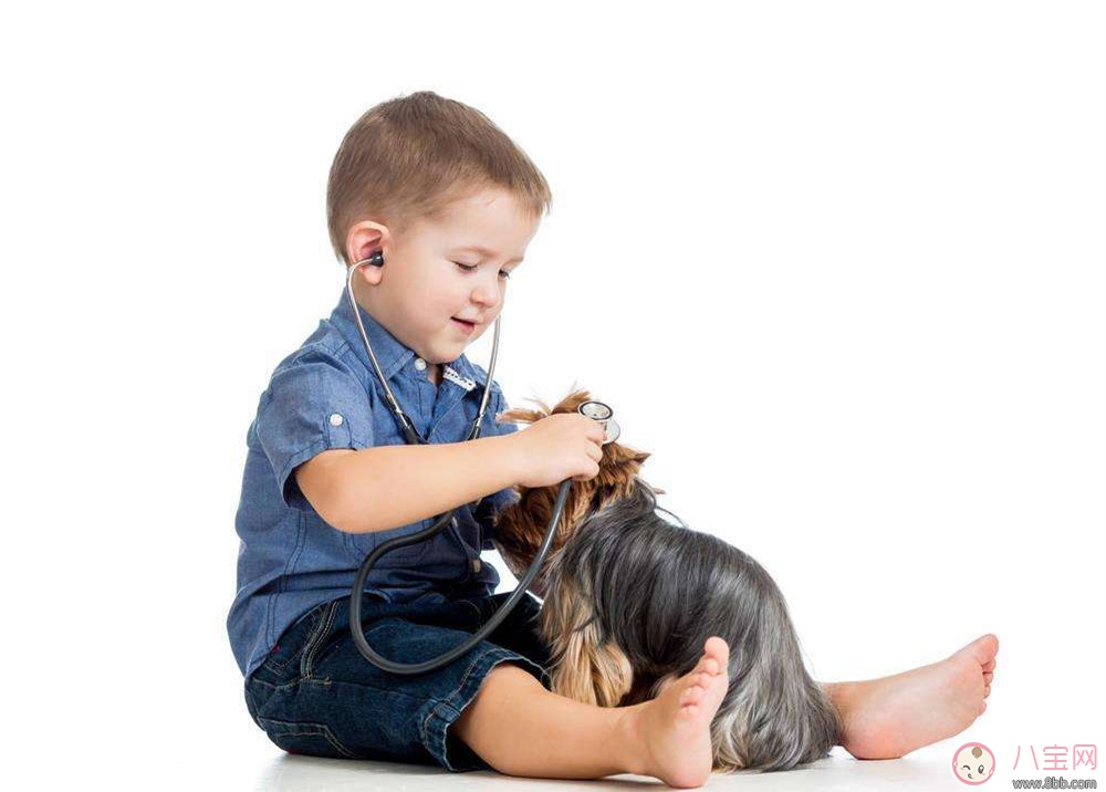 小兒扁桃體反復腫大發(fā)燒如何推拿 怎么推拿治療寶寶扁桃體發(fā)炎疼痛