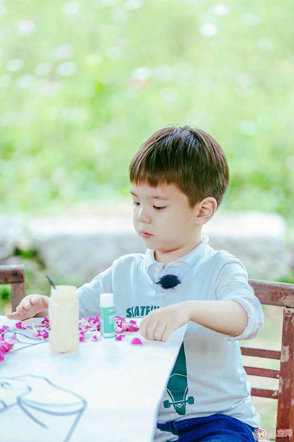 杜江為什么不反對(duì)嗯哼入娛樂圈 父母如何正確的表現(xiàn)對(duì)孩子的愛