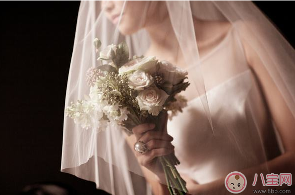 子宮內膜薄哭懷孕嗎 子宮內膜薄吃什么好