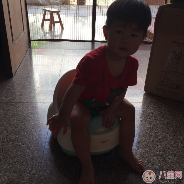 兒童坐便器哪個(gè)品牌好 貝易兒童座便器怎么樣