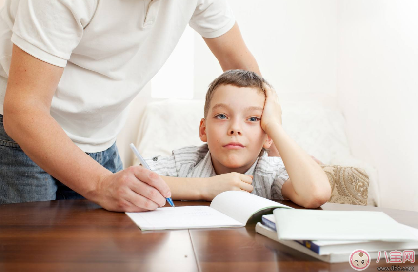 如何幫助孩子改掉丟三落四的毛病 孩子習慣不好怎么改 如何幫助孩子改掉丟三落四的毛病 孩子習慣不好怎么改