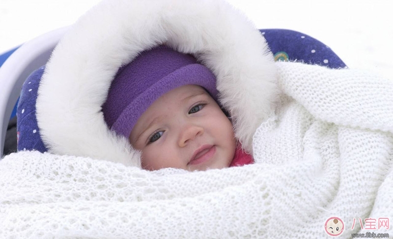 如何區分孩子感冒還是鼻炎 冬季小孩輕微鼻炎怎么辦 如何區分孩子感冒還是鼻炎 冬季小孩輕微鼻炎怎么辦