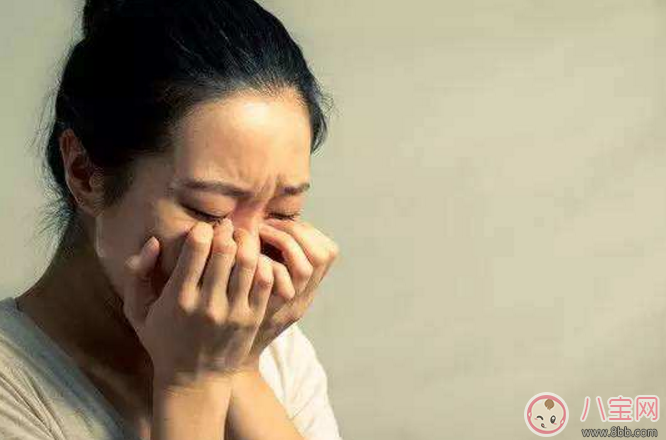 月子里的媽媽為什么愛哭鬧 坐月子經常哭會怎么樣