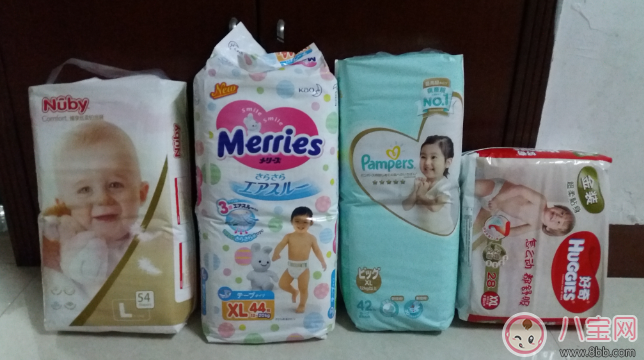 Nuby紙尿褲和白幫好奇金裝花王哪個(gè)好 Nuby鉑金紙尿褲深度測(cè)評(píng)