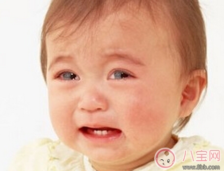 寶寶突然皮膚過敏應該怎么辦 寶寶突然皮膚過敏應該怎么辦
